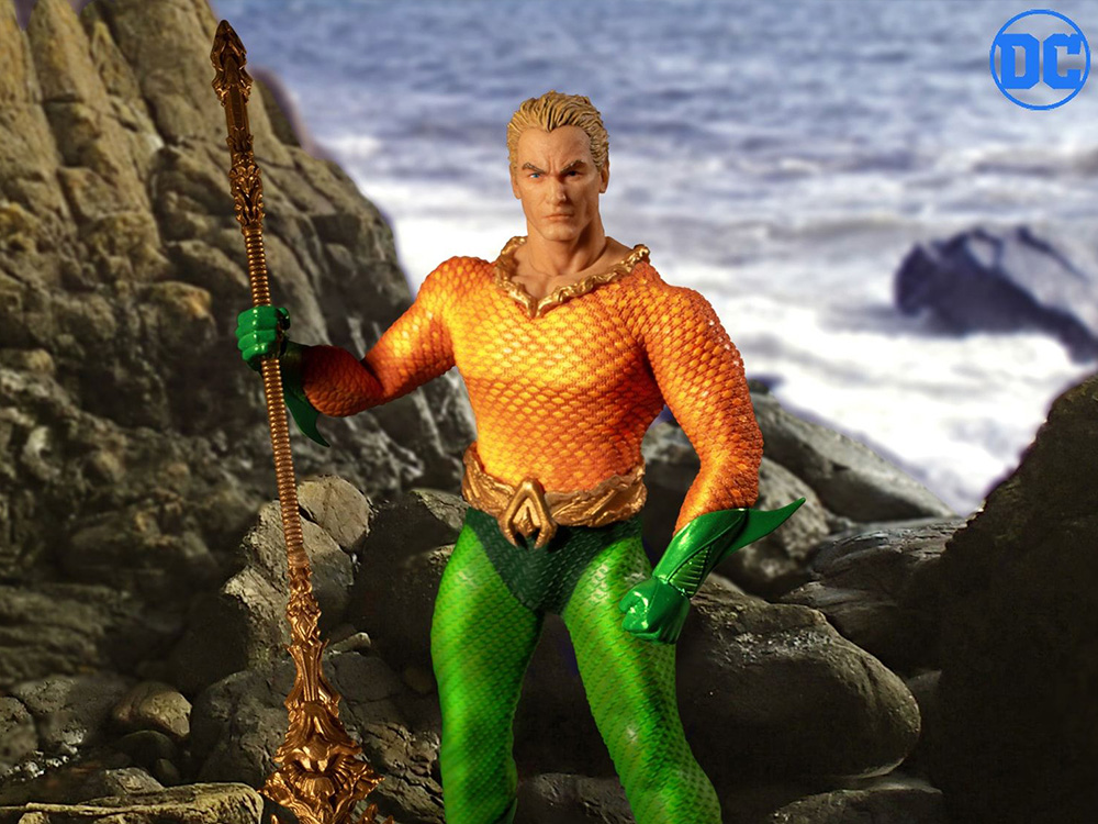 Mezco Toyz Aquaman