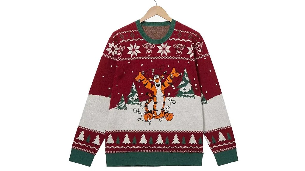 DISNEY WINNIE THE POOH TIGGER HOLIDAY LIGHTS LIGHT UP SWEATER