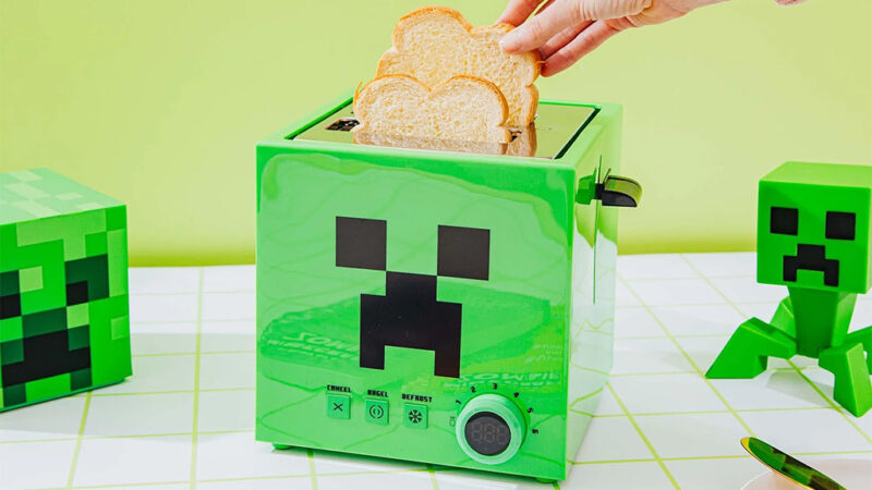 Minecraft Green Creeper Toaster - The Pop Insider