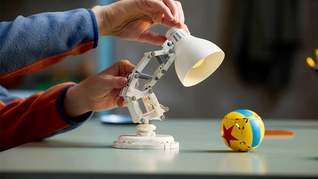 Shine A Light On Your Imaginations with this LEGO Pixar Set