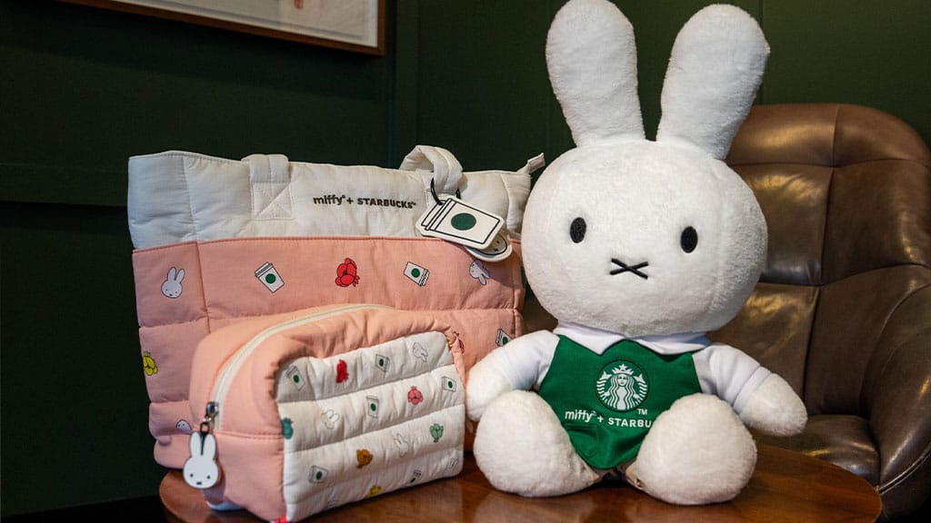 【Starbucks miffy】スタバ　ミッフィ　シンガポールぬいぐるみ The Starbucks Miffy Collab Is the Cutest - The Pop Insider