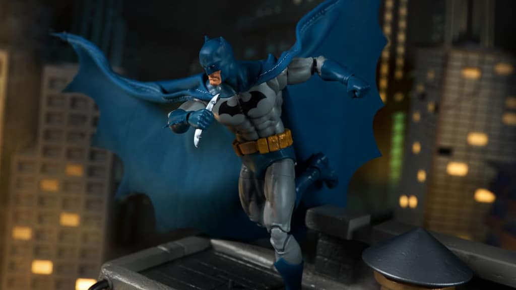 DC Premium Batman: Hush Rooftop Bat-Signal Diorama Set | Source: Mattel